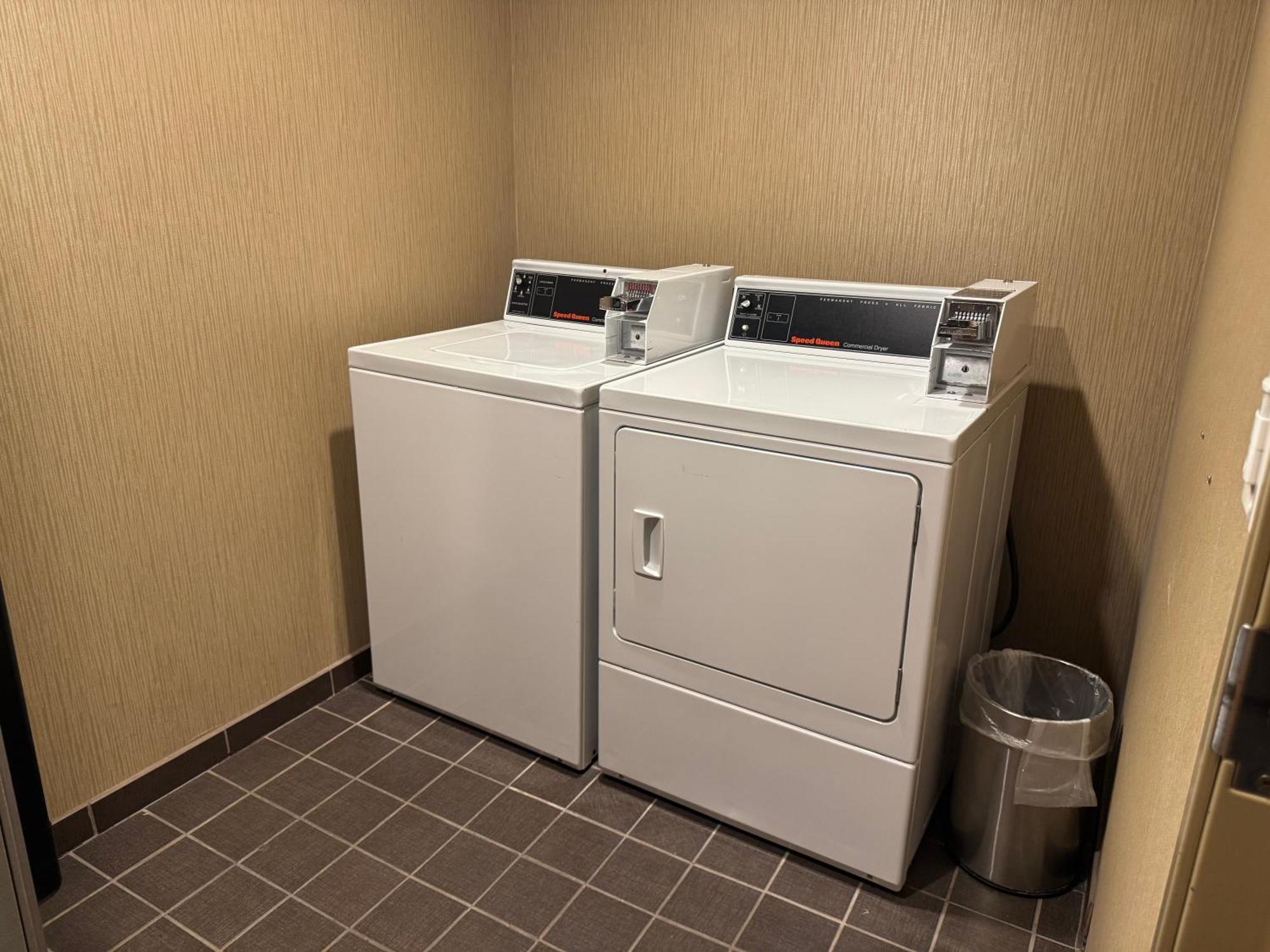 מלון פליינפילד Sonesta Essential Indianapolis Airport מראה חיצוני תמונה